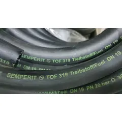 Шланг МБС для нефтепродуктов Semperit TOF 319 для ГСМ ду 16 мм Чехия